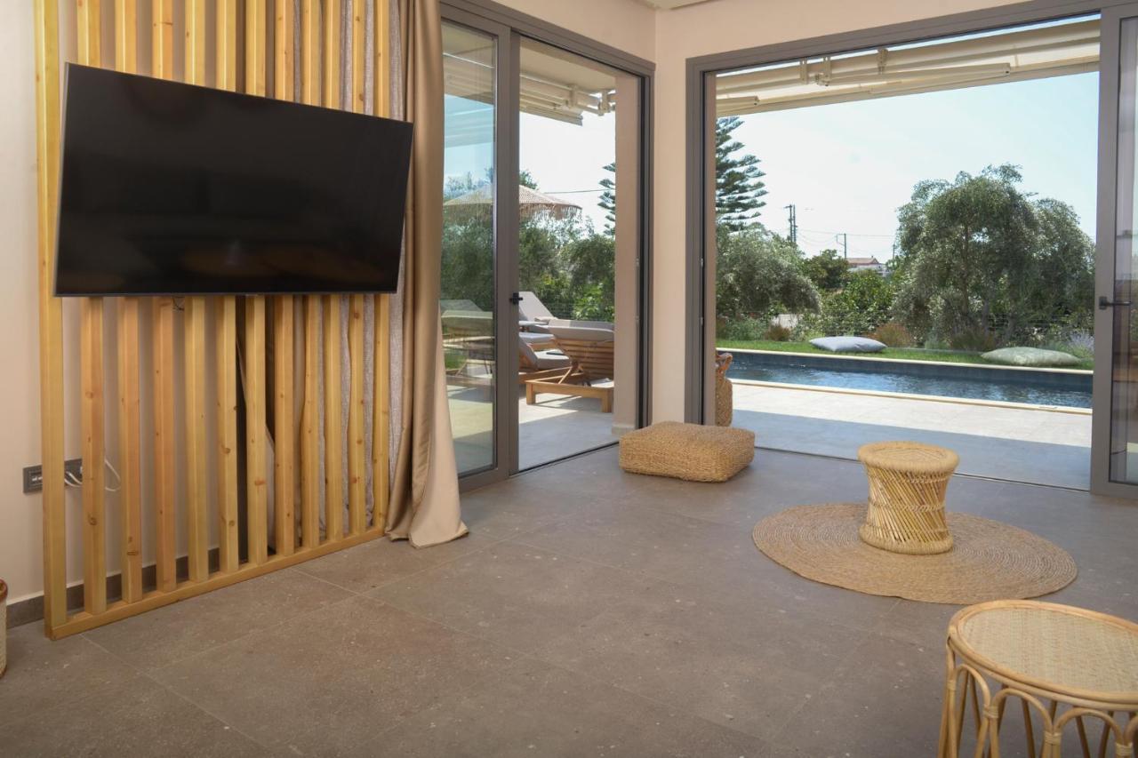 Villa Elaia Grove *