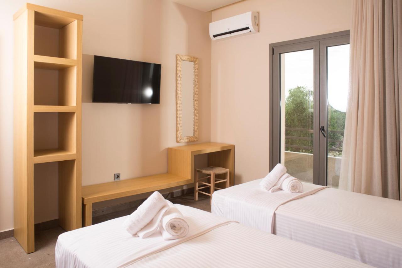 Villa Elaia Grove *